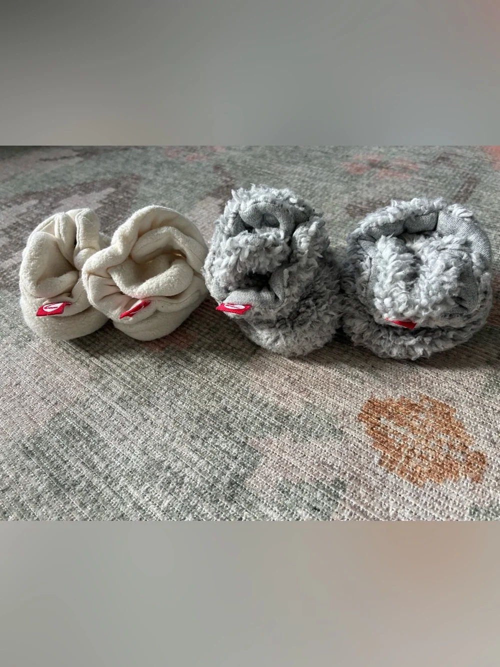 Zutano set of 3-6 month infant booties, cream cozy fleece and gray furry gripper